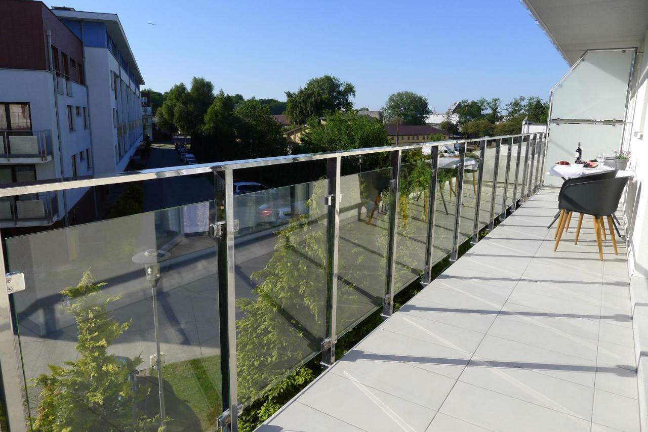 Impresja 42 Apartament Z Garazem Kołobrzeg Eksteriør billede
