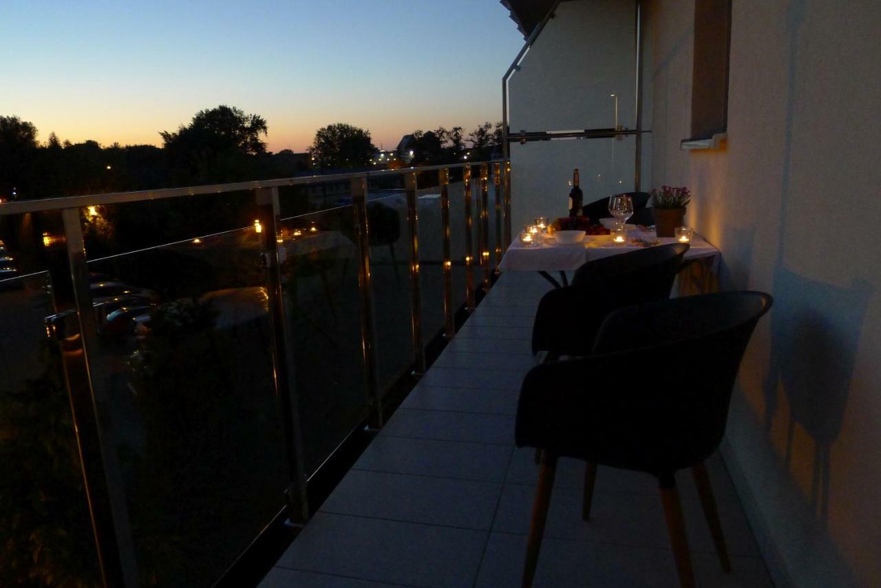 Impresja 42 Apartament Z Garazem Kołobrzeg Eksteriør billede