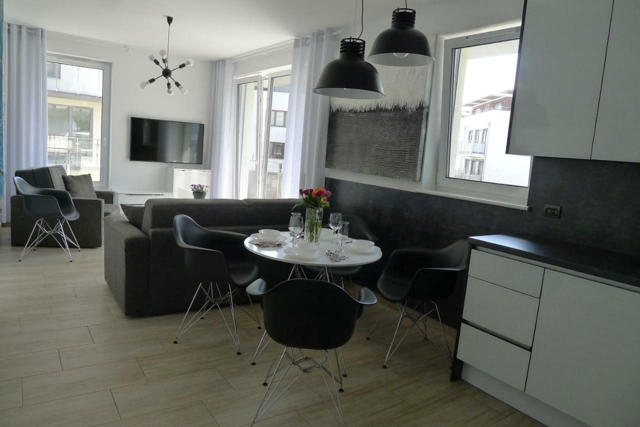 Impresja 42 Apartament Z Garazem Kołobrzeg Eksteriør billede