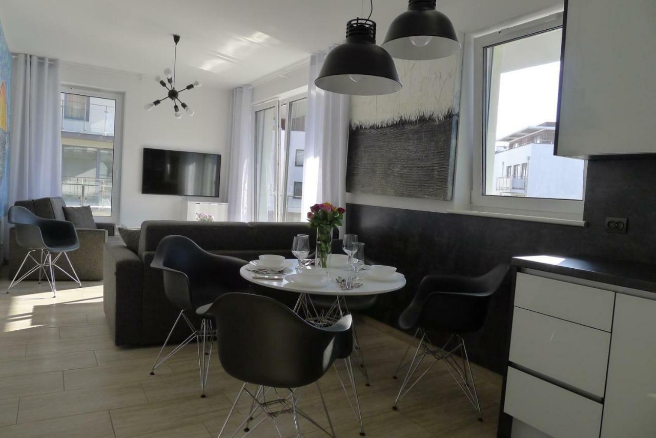 Impresja 42 Apartament Z Garazem Kołobrzeg Eksteriør billede